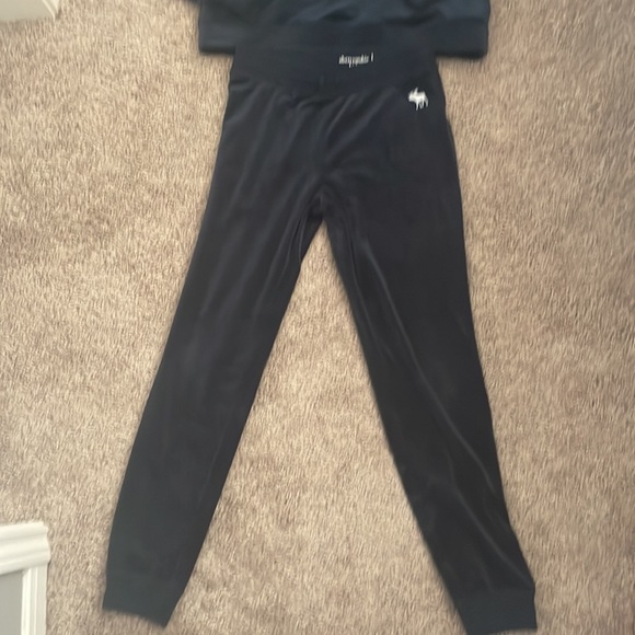 Abercrombie kids Matching velour hoodie and pants set size 15-16 - Picture 3 of 3
